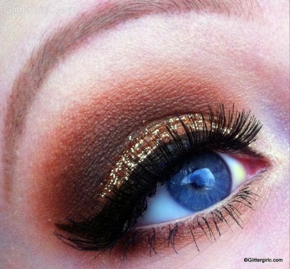 New Years Eve glittery makeup champagne