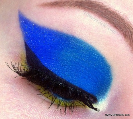 Blue and lime makeup look